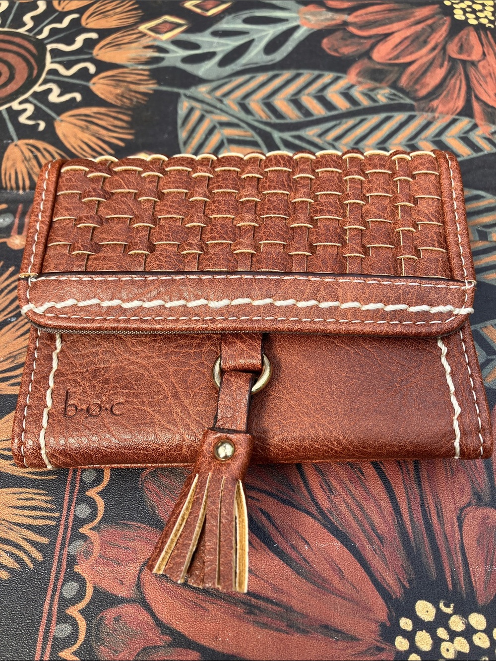 NWOT boc Born Brown leather Tri-fold wallet